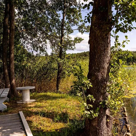Nad Jeziorem Widokowo Lodge *