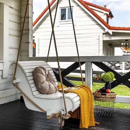 Nad Jeziorem Widokowo Lodge